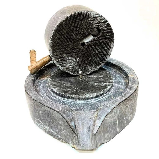 آسیاب دستی سنگی کار درجه یک و بسیار شیک